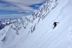 Ross Hewitt skiing the East Face of Aoraki / Mount Cook.